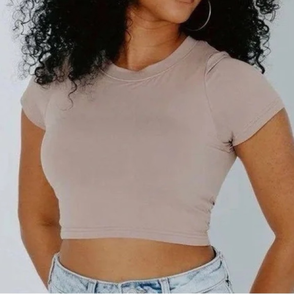 Klassy Network T-Shirt Brami (Crop)